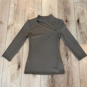 Guess Brand Mock Neck Cut Out Ribbed Olive Green Top Blouse Long Sleeve XS